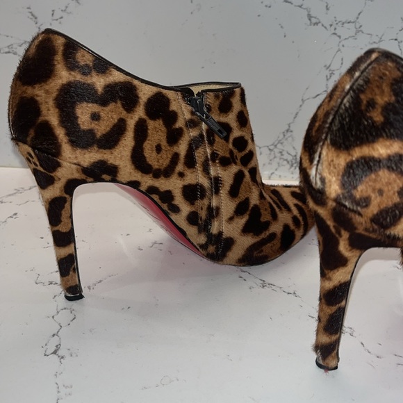 Christian Louboutin Ponyhair Ankle Boots size 39 1/2 - Picture 3 of 7